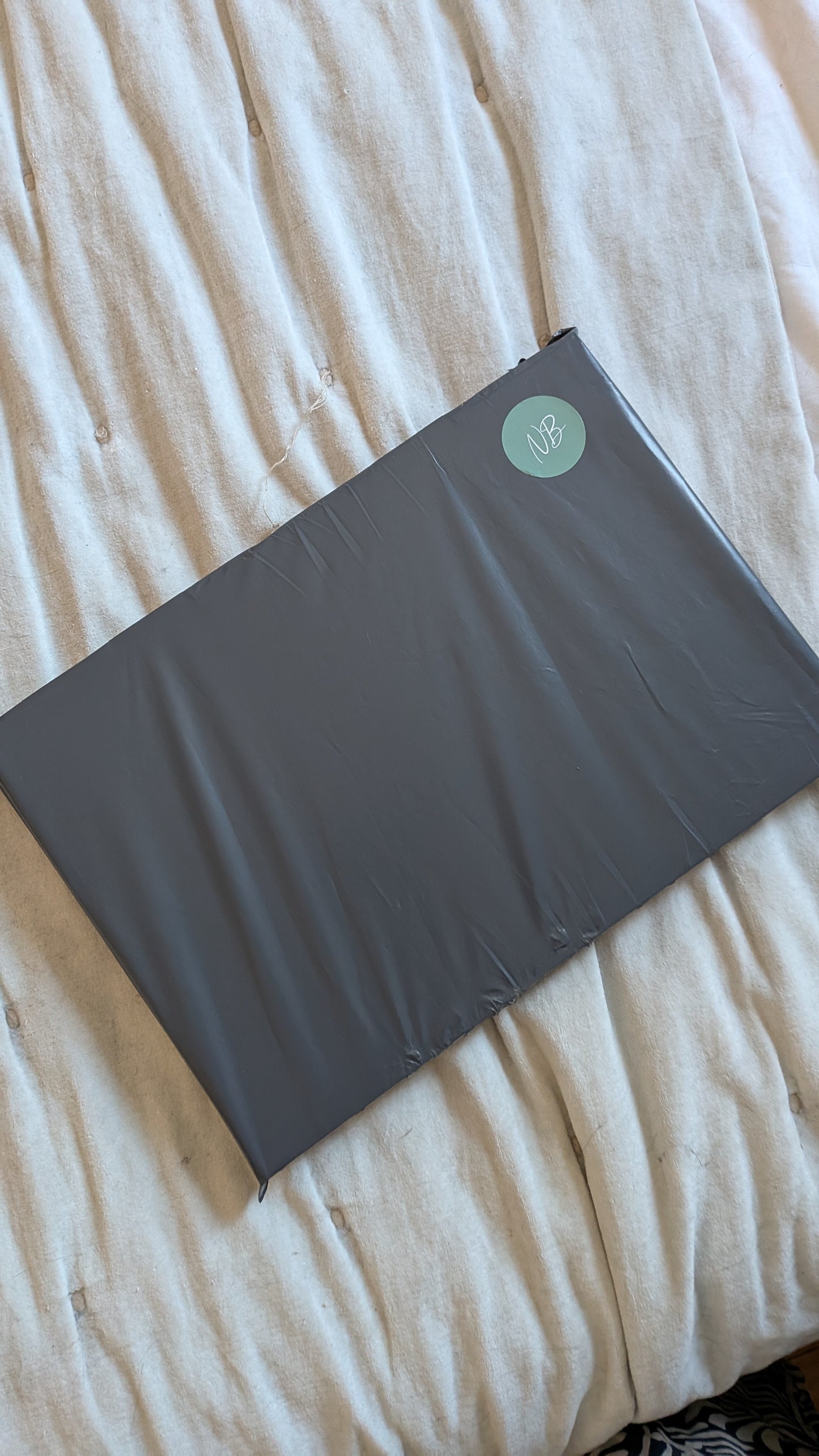 grey mailing bag packaging